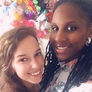 Meet your Posher, Valeenia